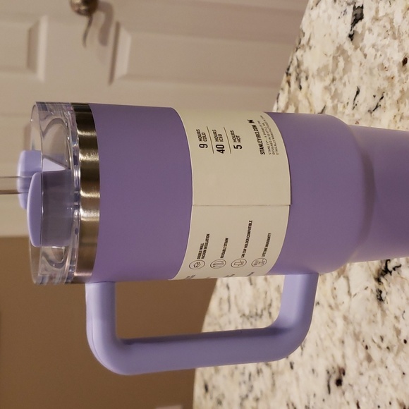Stanley Quencher H2.0 30 oz. Comforting Purple - Picture 9 of 12